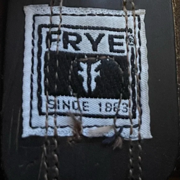 Frye Women’s Harness 12 R brown size 9 - Picture 16 of 16